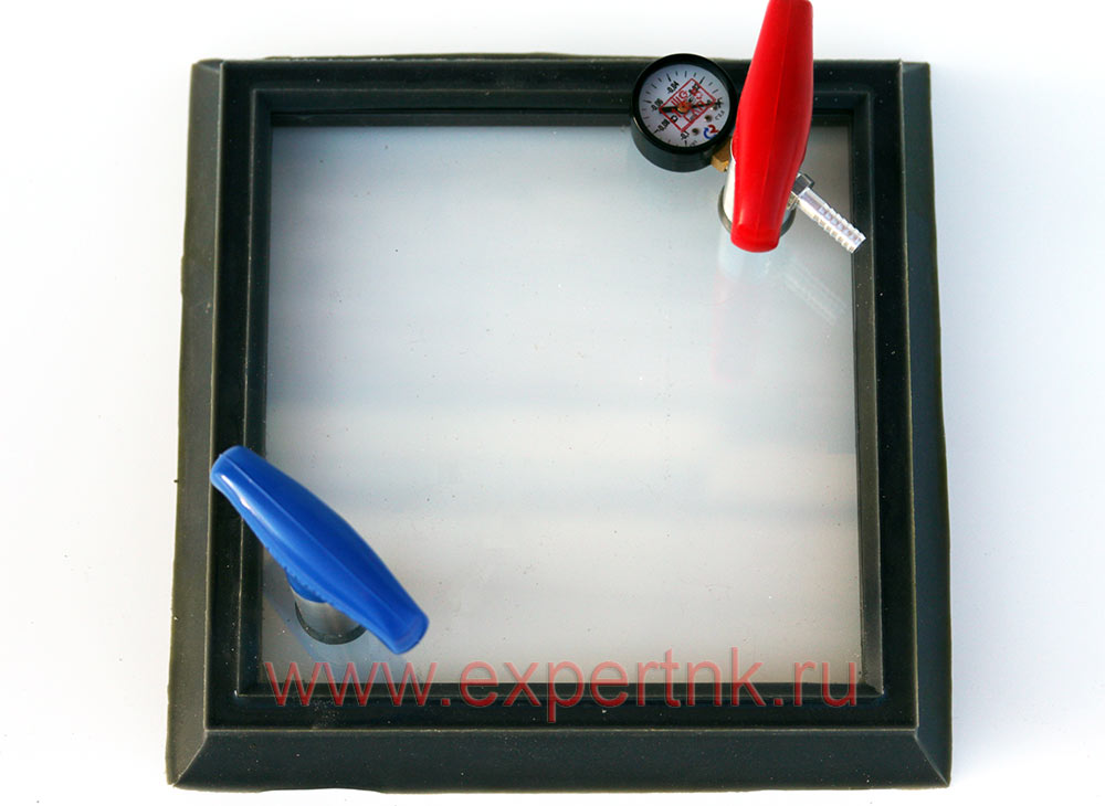 Рамка вакуумная квадратная с вакуумметром и ручками-клапанами (230х230 мм)